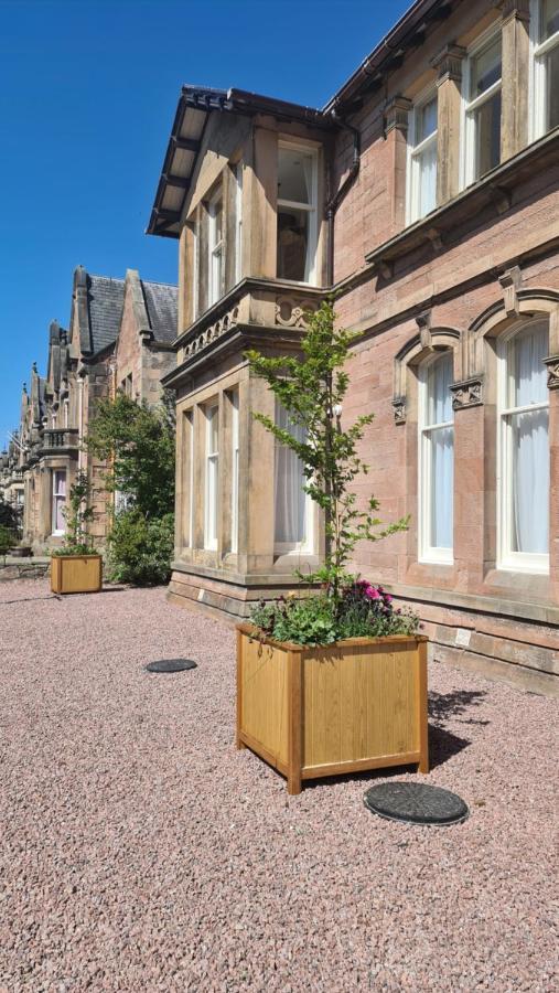 Art House Apartments Inverness Exterior foto